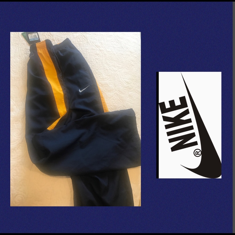 NWT Nike Dri-fit sweatpants size M